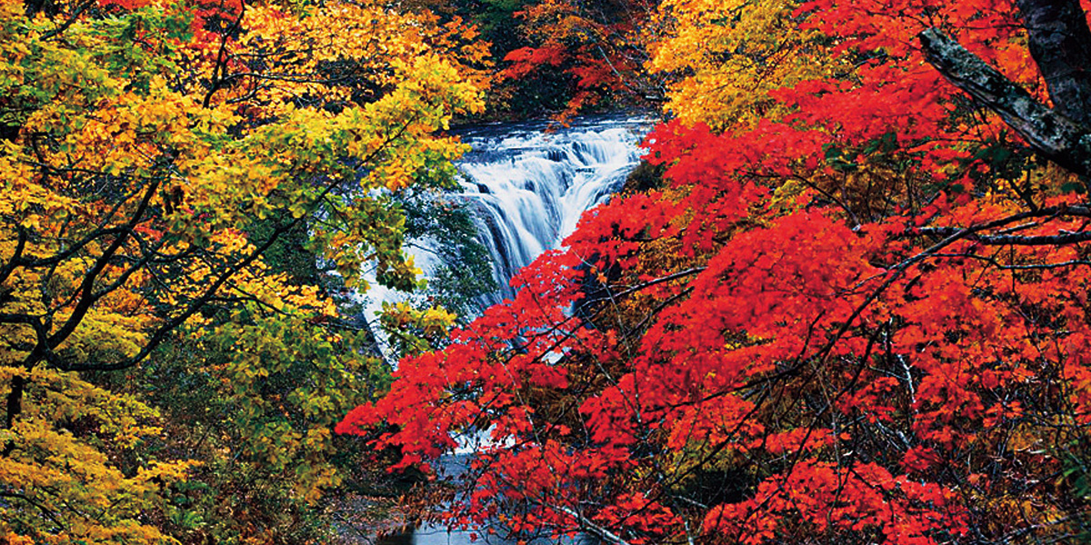 A breathtaking waterfall, the best scenery in Eniwa valley imgae